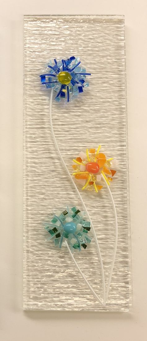 Glass Fusion Frit Ideas, Easy Glass Fusing Ideas, Fused Glass Art Ideas Simple, Full Fused Glass Ideas, Beginner Fused Glass Projects, Simple Fused Glass Ideas, Fused Glass Suncatcher Ideas, Fused Glass For Beginners, Fused Glass Art Ideas Inspiration