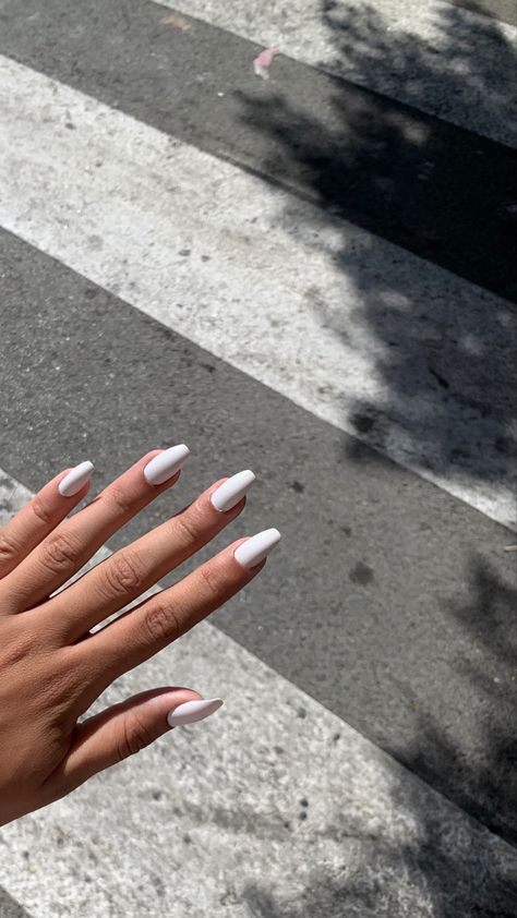 White glossy nails #nails #aesthetic #pinterest #nailart White Glossy Nails, Glossy Nails, Nail White, Nails Aesthetic, Aesthetic Pinterest, Nails Nails, Glossy White, White Nails, Aesthetic Pictures