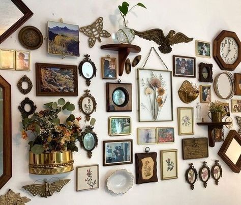 Eclectic Gallery Wall, Gallery Wall Inspiration, Gallery Wall Living Room, Hus Inspiration, Wall Gallery, Inspiration Wall, Decor Living Room, Dream House Decor, Kitchen Home