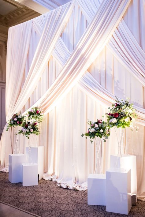 Wedding Reception Wall Draping, Backdrop Ideas Wedding Receptions, Wedding Drop Backgrounds, Drapes For Wedding Ceremony, Wedding Wall Diy, Wedding Reception Drapery, Stage Draping Ideas, Wedding Drapes Backdrop, Backdrop For Wedding Ceremony