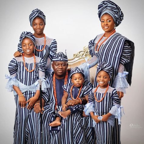 Asooke Glam Family Photoshoot, Brocade Styles, Native Outfits, African Party Dresses, Traditional African Clothing, Traditional Wedding Attire, Aso Oke, African Fashion Ankara, Fashion Corner