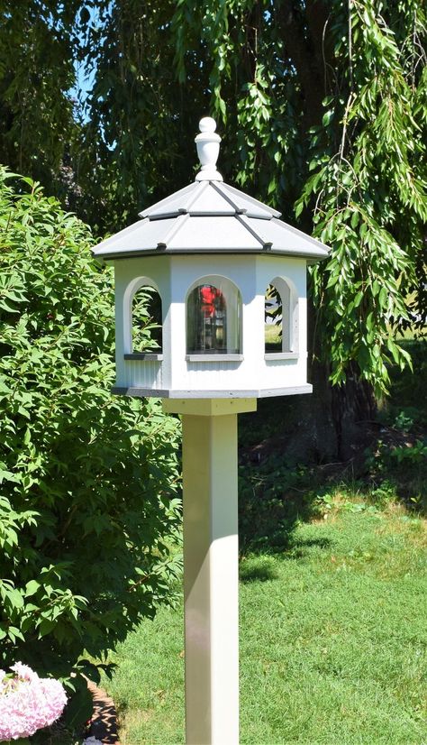 Gazebo Bird Feeder, Large Bird Houses, Bird Feeder Plans, Large Gazebo, Plastic Milk, Entrance Gates Design, Recycling Center, Juice Bottles, Bird Feeder