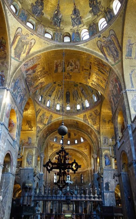 Real Architecture, Saint Mark's Basilica, Venezia Italy, Sicily Travel, Byzantine Architecture, Cathedral Basilica, Saint Mark, Italy Venice, Cathedral Architecture