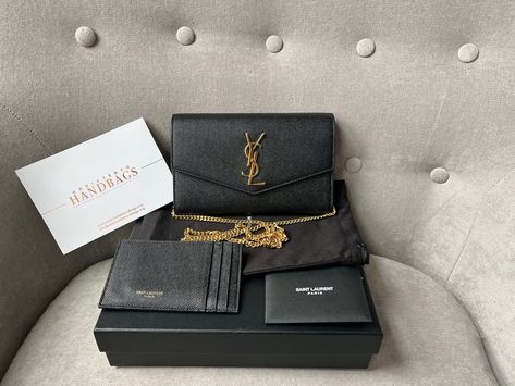 Yves Saint Laurent (YSL) Black Uptown Chain Wallet (RRP £1105) – Arid Bag Mini Envelopes, Chain Wallet, Handbag Wallet, Wallet Accessories, Wallet Chain, Fendi Bags, Burberry Bag, Nappa Leather, Bag Tags