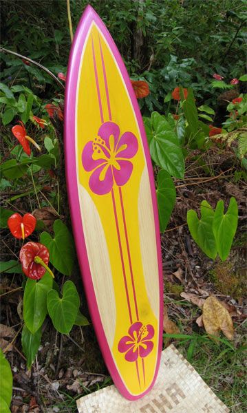 HI Surf Studio - Menehune Surfboards Surf Boards Painting, Finger Surfboard Ideas, Simple Surfboard Design, Finger Surfboard Diy, Cool Surfboards, Cute Surfboards, Diy Surfboard Decor, Hibiscus Surfboard, Finger Surfboard