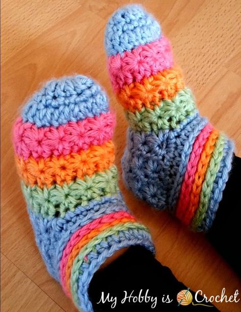 Starlight Toddler Slippers - Free Crochet Pattern with Tutorial Crocheted Slippers, Crochet Socks Pattern, Crochet Slipper Pattern, Toddler Slippers, Crochet Toddler, Crochet Boots, Crochet Socks, Crochet Booties, Haken Baby