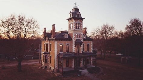 1880 Victorian For Sale in Abilene, Kansas - OldHouses.com Abilene Kansas, Wallpaper Ceiling, Wichita Kansas, Victorian Mansions, Mansions For Sale, Curved Staircase, Exterior Stone, Painted Ceiling, Old House Dreams