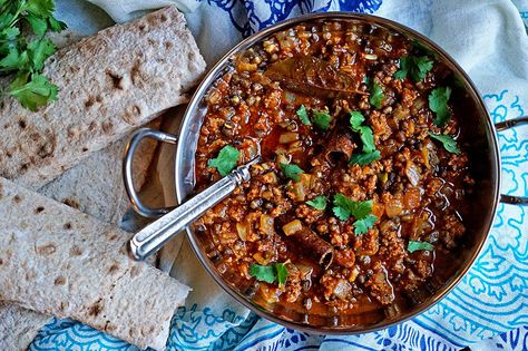 Lentils with Lamb - lentils simmered with onions, chiles, ginger paste, garlic, exotic spices, bay leaves with sautéed ground lamb, tomato sauce and cream. www.keviniscooking.com Ground Lamb Recipes, Cooked Lentils, Dal Makhani, Ginger Paste, Lamb Recipe, Lamb Meatballs, Lamb Dishes, Lamb Stew, Mince Recipes