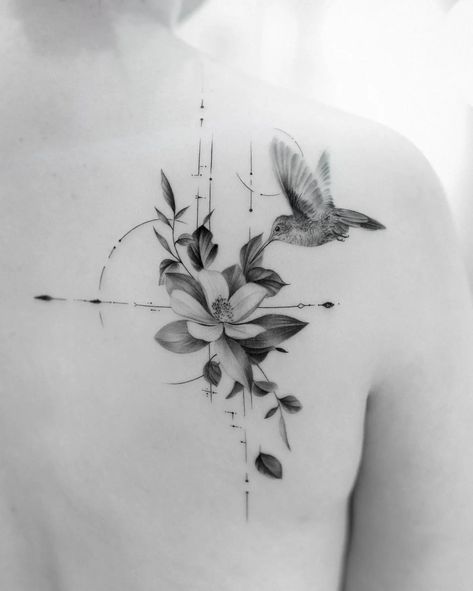 Floral Back Tattoos, Flower Spine Tattoos, Tato Jari, Bauch Tattoos, Girl Back Tattoos, Spine Tattoos For Women, Inspiration Tattoos, Tato Lengan, Stylist Tattoos