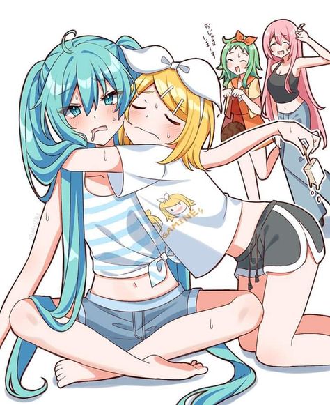 Teto X Gumi, Chis A Vocaloid, Halloween Vocaloid Pfp, Hatsune Miku And Rin, Hatsune Miku X Rin Kagamine, Gumi Vocaloid Icon, Rinku Vocaloid, Luka And Miku, Hachune Miku