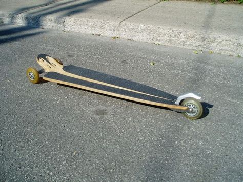 Scooter Concept, Skateboard Culture, Outdoor Roller Skates, Skateboard Gear, Skate Vibes, Longboard Design, Board Skateboard, Longboard Decks, Skateboard Trucks