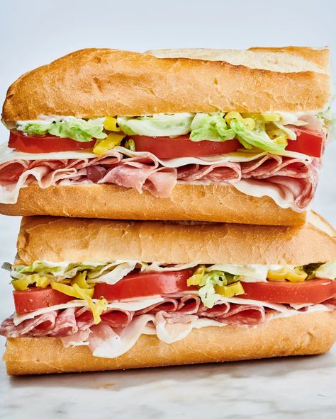 Sub Sandwich Recipes, Italian Sandwich Recipes, Hoagie Sandwiches, Italian Hoagie, Italian Lunch, Sub Sandwich, Sandwhich Recipes, Italian Sub, Italian Sandwich