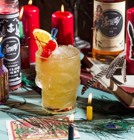 Sailor Jerry Drinks, Ginger Cocktail Recipes, Spiced Rum Drinks, Spiced Rum Cocktails, Sailor Jerry Rum, Rum Drinks Recipes, Ginger Cocktails, Rum Punch Recipes, Rum Cocktail Recipes