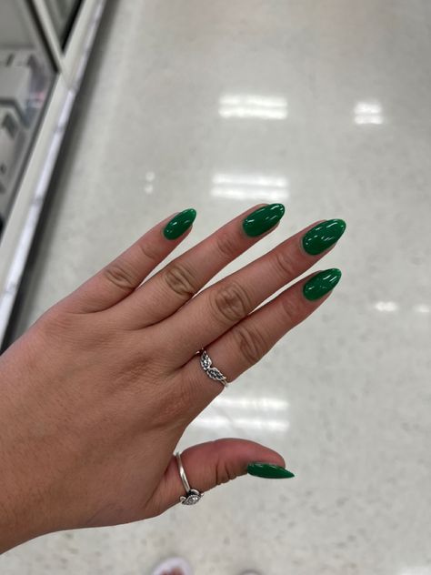 Bright Green Almond Nails, Green Almond Shaped Nails, Almond Nails Green, Green Almond Nails, Almond Gel Nails, Stiletto Nails Short, Shape Nails, Short Almond Nails, Back To School Nails