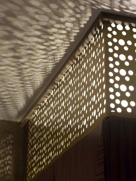 screen Edition Hotel, Spa Interior Design, Backyard Canopy, Spa Interior, Spa Center, Spa Decor, Spa Inspiration, Spa Design, Perforated Metal