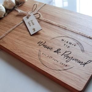 Personalised Kitchen Gifts, Wood Engraved Wedding Gifts, Personalized Chopping Board, Best Wedding Gifts For Couple, Personalized Wedding Gifts For Couple, Anatomy Gifts, Mc Builds, Real Estate Gifts, Moving Gift