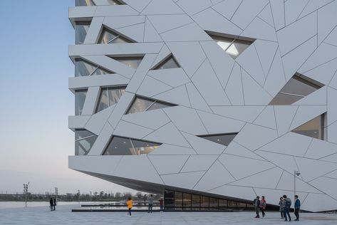 Yuhang opera, Hangzhou, China on Behance Envelope Architecture, Perez Art Museum, Home Architect, Building Envelope, Henning Larsen, China Architecture, Futuristic Building, Hangzhou China, Best Architecture