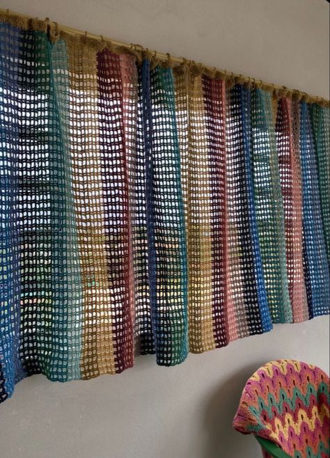 Crochet Apartment, Hippie Crafts Diy, Crochet Hammock, Crochet Curtain Pattern, Pola Macrame, Mode Crochet, Crochet Curtains, Crochet Home Decor, Curtain Patterns