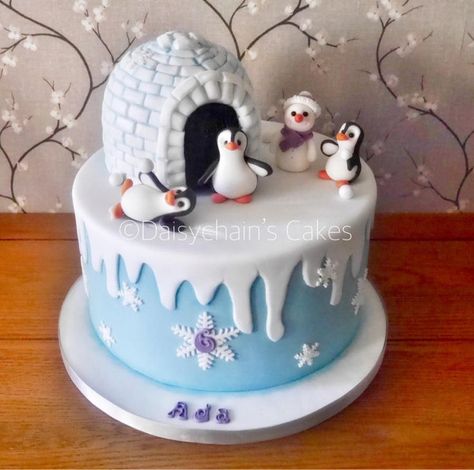 Penguin Themed Birthday Cake, Igloo Cake Ideas, Birthday Cake Penguin, Winter Themed Cake, Penguin Themed Birthday Party, Igloo Cake, Christmas Birthday Cake, Winter Torte, Penguin Birthday Party