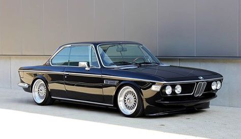 Vintage BMW Bmw E9, Бмв X3, Aventador Lamborghini, Carros Bmw, Bmw Classic Cars, Bmw Classic, Euro Cars, Bmw M4, Transportation Design