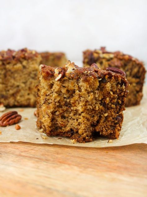 Banana Snack Cake, One Bowl Banana Bread, Pecan Toffee, Toffee Cake, Fall Cake, Blueberry Coffee Cake, Muffin Streusel, Full Fat Yogurt, Pecan Cake