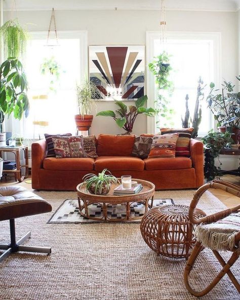 Classy Boho Living Room, Bohemian Style Living Room, Bohemian Style Living, Living Room Design Boho, Orange Couch, Bohemian Living Room Decor, Modern Boho Living Room, Orange Sofa, Boho Chic Living Room