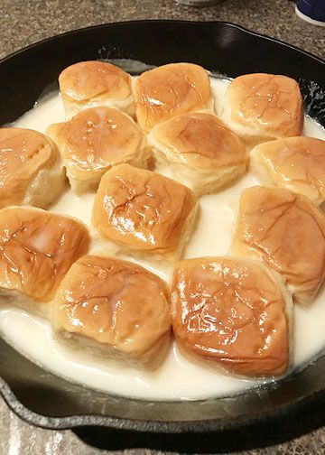 Pani Popo Recipe Hawaiian Rolls, Pani Popo Recipe, Pani Popo, Coconut Milk Dessert, Coconut Bread Recipe, Spam Fried Rice, Coconut Crusted Chicken, Hawaiian Meatballs, King Hawaiian Rolls