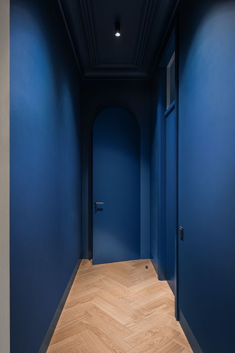 Blue Hallway, Minimal Interior Design, Apartment Makeover, Vejle, Bright Apartment, Living Room Size, Flooring Inspiration, Interior Design Architecture, Minimalism Interior