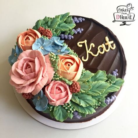 Buttercream flowers cake Buttercream Flowers Cake, Festive Baking, Cake Decorating Flowers, Resepi Biskut, Buttercream Cake Designs, Cake With Flowers, Buttercream Flower Cake, Spring Cake, Buttercream Cakes