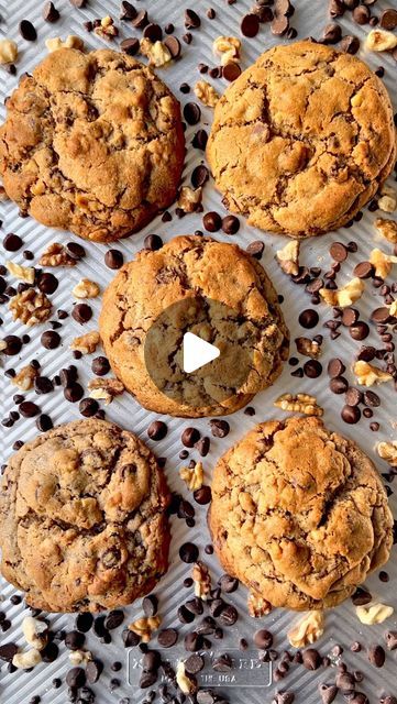 Suzy Hendrix on Instagram: "Could you eat a whole cookie like this?
Levain-Inspired Chocolate Chip Walnut - I’m sure these aren’t as great as the original, but I’ve made this recipe 6 times since I first baked them in 2020. I like mine GOLDEN, but feel free to underbake them if you like 🤗

Inspired after watching @delish’s video - let me know if you try them! If you’ve been to Levain Bakery in NY, what’s your favorite cookie? 

SAVE • SHARE • TAG A FRIEND 

Recipe

1 cup (117g) walnuts, lightly toasted
2 cups (240g) all-purpose flour
1-1/4 cup (143g) cake flour 143g
2 tsp baking powder
1/4 tsp baking soda
1/4 tsp kosher salt
2 sticks (226g) cold unsalted butter, cubed
2/3 cup (133g) granulated sugar
2/3 cup (133g) brown sugar
2 cups (340g) chocolate chips
2 large eggs, lightly beaten

Gra Chocolate Peanut Butter Cookies Recipes, Cowboy Cookie Recipe, Chocolate Cream Cake, Chocolate Chip Pecan Cookies, Levain Bakery, Easy Peanut Butter Cookies, Mini Bundt Cakes, Peanut Butter Chocolate Chip Cookies, Cookie Videos