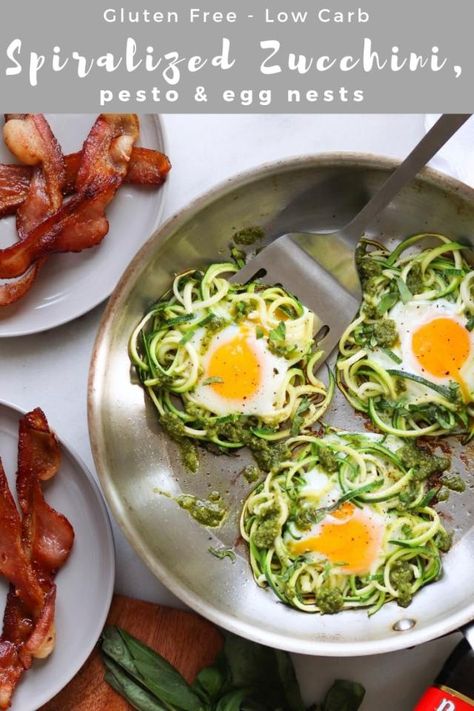 Zucchini Egg, Zucchini Zoodles, Pesto Eggs, Dairy Free Pesto, Keto Breakfast Ideas, Caprese Salad Recipe, Breakfast Vegetables, Spiralized Zucchini, Breakfast Skillet