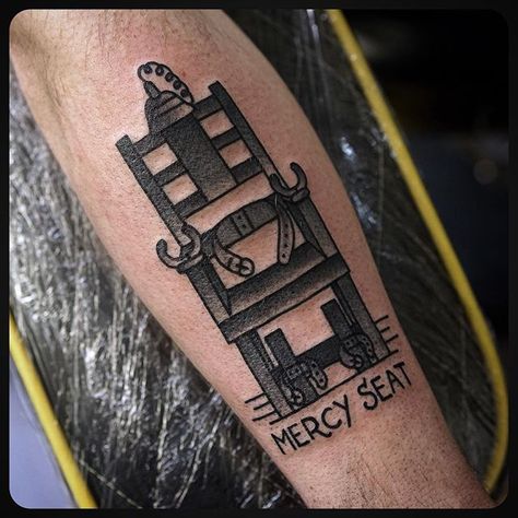 Electric chair by Philip Yarnell (@ philipyarnelltattoos) Done at @ skynyardtattoo#electricchair #tattoo #tattoos Electric Chair Tattoo, Shane Tattoo, Chair Tattoo, Traditional Tattoo Drawings, Siren Tattoo, Mercy Seat, Feminine Skull Tattoos, Electric Chair, Feminine Tattoo Sleeves