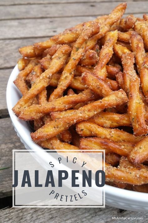 Spicy Jalapeño Pretzels - Ms. Alisha Carlson Jalapeno Pretzel Recipe, Spicy Pretzels, Seasoned Pretzels, Pretzels Recipe, Snack Mix Recipes, Recipes Appetizers And Snacks, Best Appetizers, Snack Mix, Pretzels