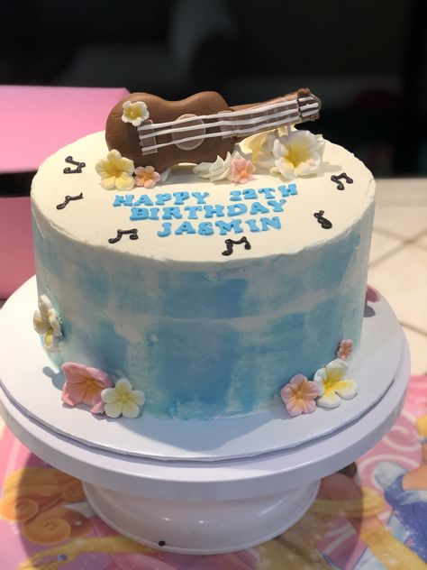 Ukulele Cake, Hawaiian Theme Cakes, Diy Cakes, Hawaiian Ukulele, Music Birthday Party, Birthday Cakes For Women, Hawaiian Theme, Cakes For Women, Music Birthday