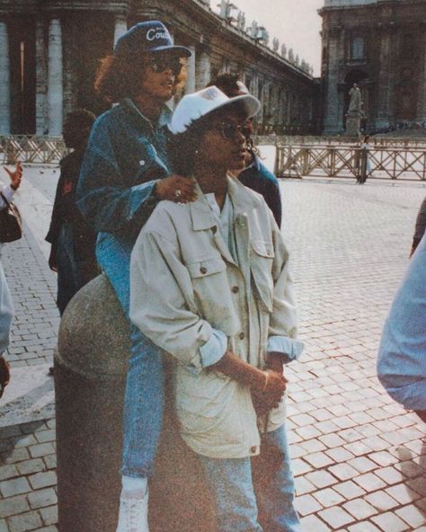 Robyn Crawford, Whitney Houston Young, The Greatest Love, Houston Fashion, Teen Summer, Black Hollywood, The Vatican, Whitney Houston, Recording Artists