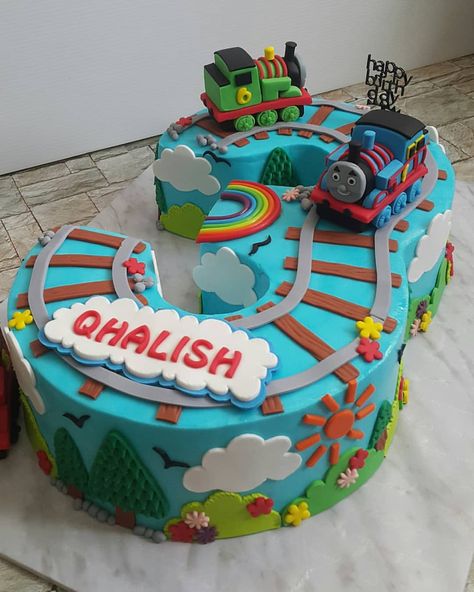 Thomas And Friends Birthday Cake, Train Cakes For Boys, Number 3 Birthday Cake, 3rd Birthday Cakes For Boys, Train Theme Cake, Thomas Train Birthday Cake, Bdy Cake, Papas Birthday, Number 3 Cake