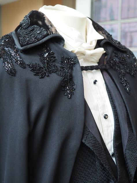 Don't miss the Phantom himself at The Orpheum Theatre starting September 24.  Photo courtesy of The Phantom US Tour Phantom Of The Opera Costumes, Phantom Of The Opera Phantom, Phantom Costume, Phantom Of The Opera Broadway, Anita Blake, Opera Ghost, The Phantom Of The Opera, Victorian Clothing, The Phantom