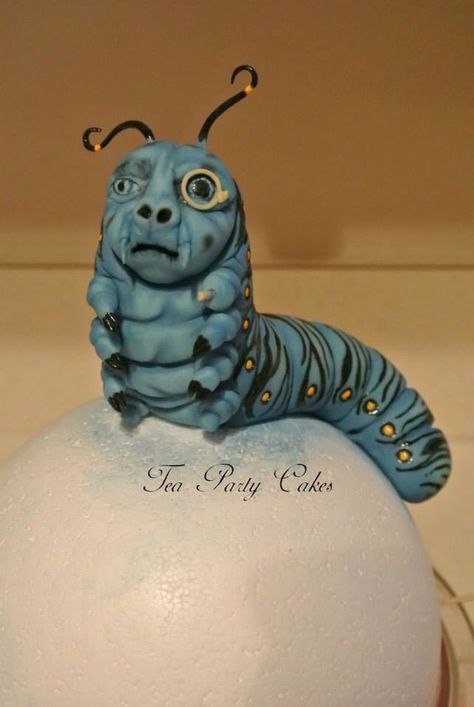 H Absolem Alice In Wonderland, Alice In Wonderland Pottery, Tea Party Cakes, Blue Caterpillar, Caterpillar Alice In Wonderland, Alice In Wonderland Garden, Alice In Wonderland Crafts, Alice In Wonderland Pictures, Tea Party Cake