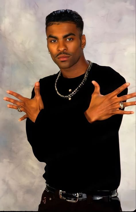 Ginuwine 90’s, 90s Black Culture Aesthetic, Black Boy Aesthetic, Black Pop Culture, 90s Black Men, 90s Artists, Black 90s Fashion, 90s Fine, Celebrity Actors