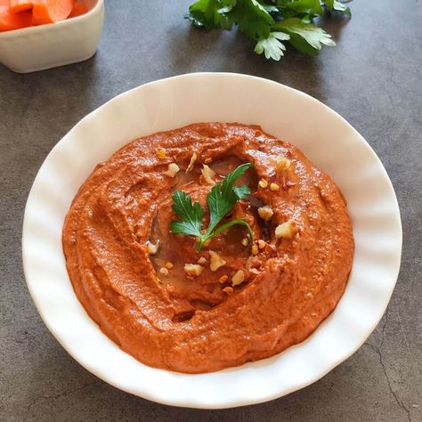 Muhammara Romesco Dip, Walnut Dip, Red Pepper Dip, Aleppo Syria, Tapas Menu, Stuffed Pepper Dip, Seasoning And Spice, Roasted Red Pepper, Raw Vegetables