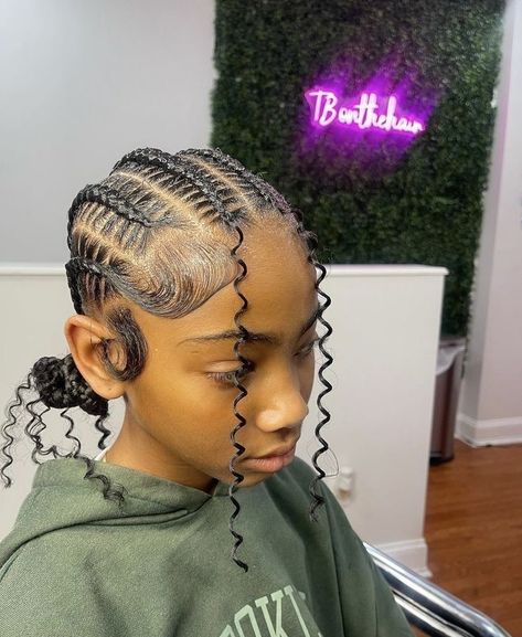 4 Braid Cornrow Hairstyles, Cute Corn Rows Hairstyles Black Hair, Straight Back Feed In Braids With Knotless, Hairstyle Braids Easy, Corn Roll Braid, Cornrows Bun Low, Quick Easy Hairstyles Braids, Brain Hairstyles, Feed In Braids Cornrows With Curls