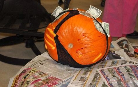 Pumpkin Carving Faces Easy, Cool Pumpkin Designs, Funny Pumpkin Carvings, Pumkin Decoration, Pumpkin Carving Contest, Pumkin Carving, Pumpkin Halloween Costume, Pumpkin Painting Ideas, Pumpkin Photos