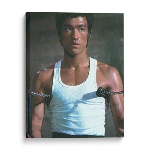 Bruce Lee Training, Bruce Lee Family, Bruce Lee Pictures, Way Of The Dragon, Bruce Lee Art, Bruce Lee Martial Arts, Kung Fu Movies, Bruce Lee Quotes, Bruce Lee Photos