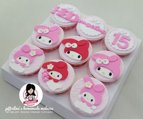 My Melody  Design Fondant Cupcakes #paulineshomemademalacca My Melody Cupcakes, My Melody Design, Sanrio Food, Cat Cakes, Hello Kitty Birthday Cake, Hello Kitty Cupcakes, Kitty Cake, Melody Hello Kitty, Hello Kitty Cake