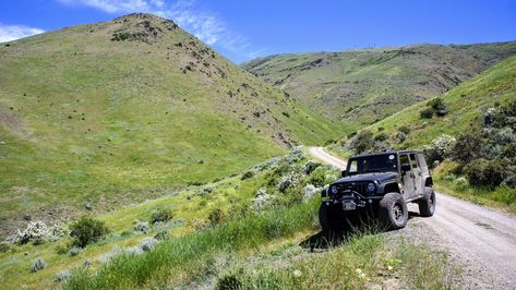 Find the best 4x4, Jeep, ATV, Overland and Truck off-road trails in Idaho. All of our trail guides contain high quality information, videos, pictures, and gpx downloads. Adventure Truck, Ohv Trails, Idaho Vacation, Idaho Adventure, Mccall Idaho, Jeep Trails, Overland Gear, Best 4x4, Arizona Road Trip