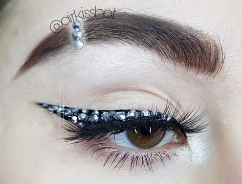 Jewel Eyeliner, Diamond Eyeliner, Rhinestone Eyeliner, Eyeliner With Gems, Rocker Makeup, Jewel Makeup, Gem Makeup, Eyebrow Liner, Rhinestone Makeup