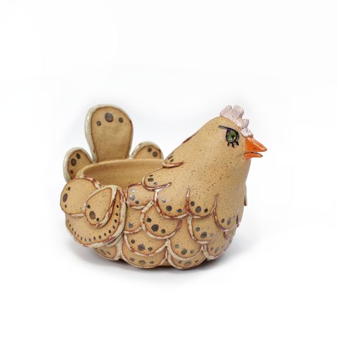 Chicken Ceramic, Ceramic Planter Pots, Hand Sculpture, Chicken Pot, Pottery Designs, Clay Sculpture, Studio Pottery, Ceramic Planters, Wheel Thrown