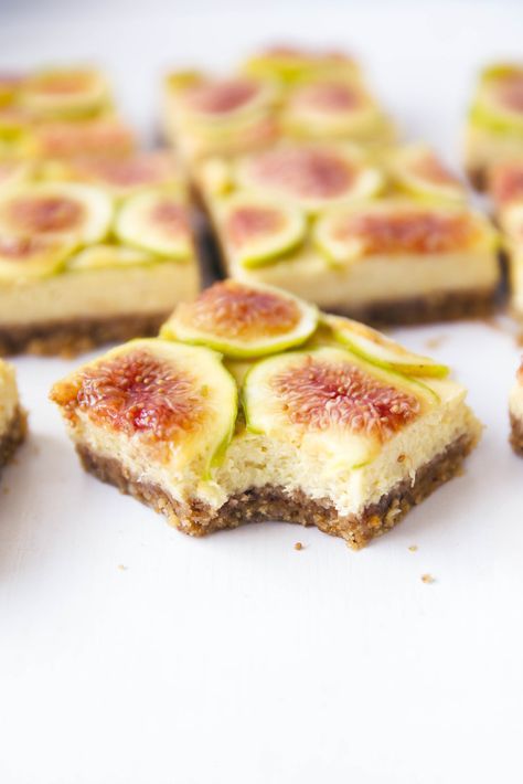 Fig Cheesecake, Dream Fridge, Fig Dessert, Fig Season, Walnut Crust, Season Recipes, Sandwich Loaf, Zucchini Noodle, Broma Bakery