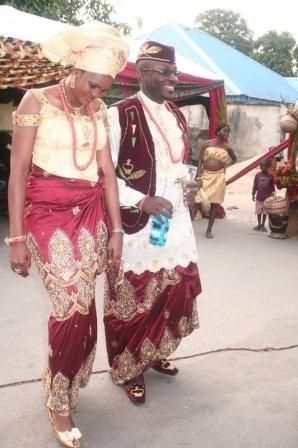 Ibibio Wedding: Ibibio Brides.  Post Pictures Of Traditional Weddings. - Culture (16) - Nairaland.   http://www.nairaland.com/478074/post-pictures-traditional-weddings/16 Ibibio Traditional Attire, Nigerian Tribes, Igbo Bride, Traditional Weddings, Traditional Wedding Attire, Traditional Marriage, Traditional Ornaments, Traditional Attire, African Wedding