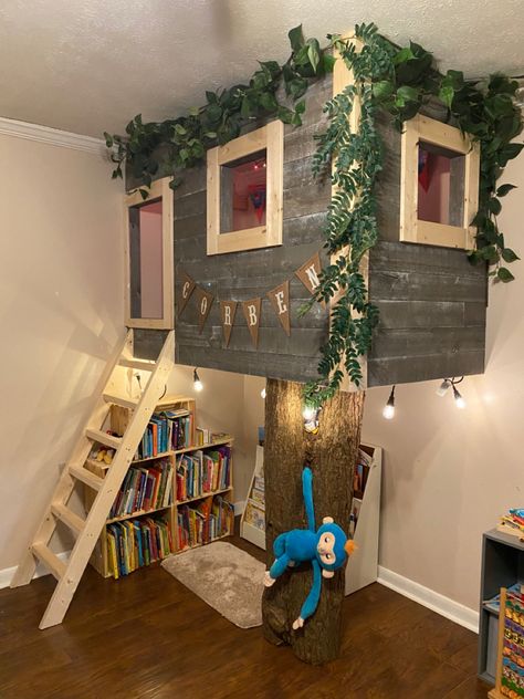 Tree House Beds For Kids, Jungle Gym Bed, Tree House Loft Bed, Treehouse Themed Bedroom, Jungle Playroom Ideas, Jungle Theme Playroom, Bedroom Treehouse, Treehouse Playroom, Kids Jungle Bedroom